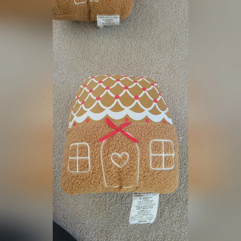 NEW! Target Christmas Gingerbread House Pillow - Bullseye's Playground™